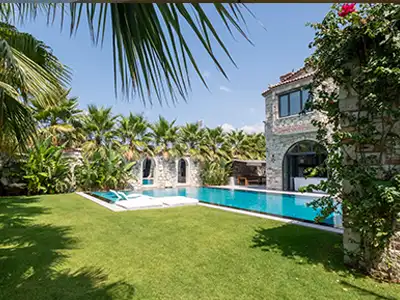 alaçatı villa drone çekimi