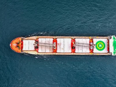 İstanbul 2.köprünün altında gemi drone çekimi